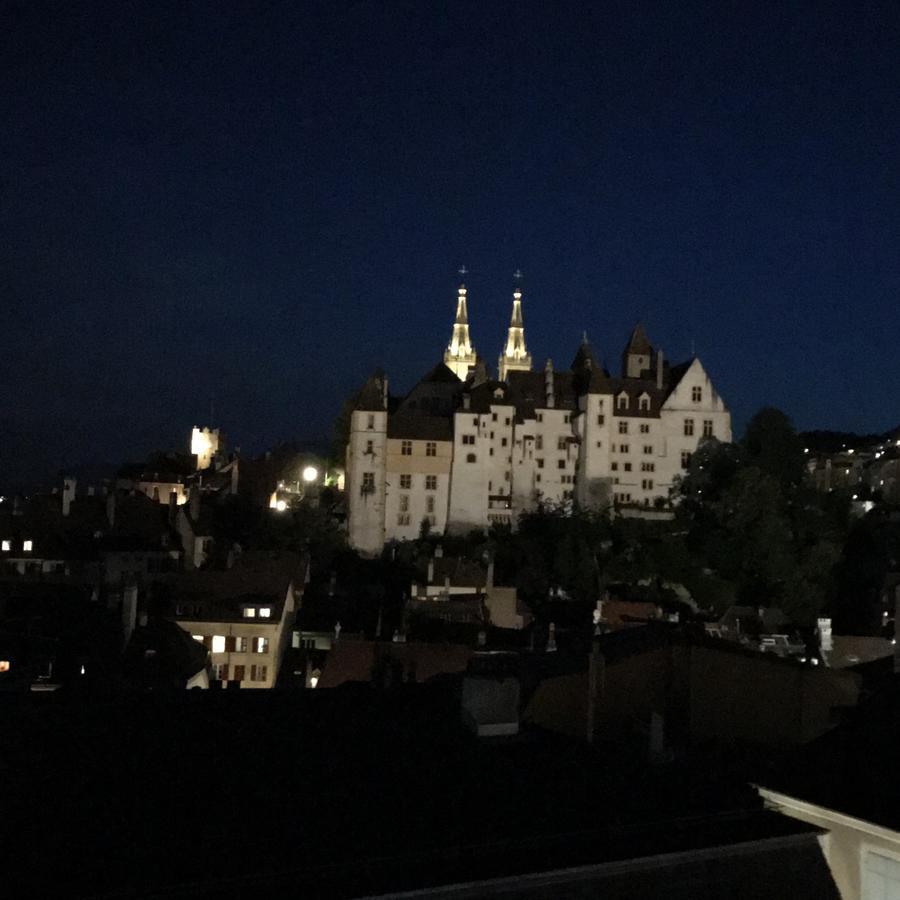 Luxury Duplex Vue Chateau Neuchâtel Dış mekan fotoğraf